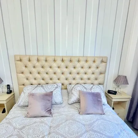 Very Cozy For Holidays In Puerto Banus Marbella
