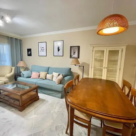 Apartment Very Cozy For Holidays In Puerto Banus *