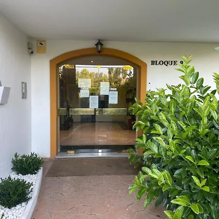 Apartment Very Cozy For Holidays In Puerto Banus